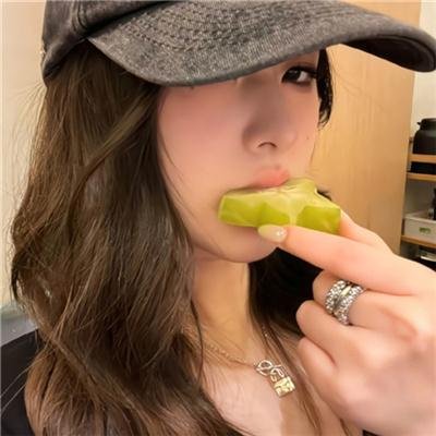 檀岛玉女海报